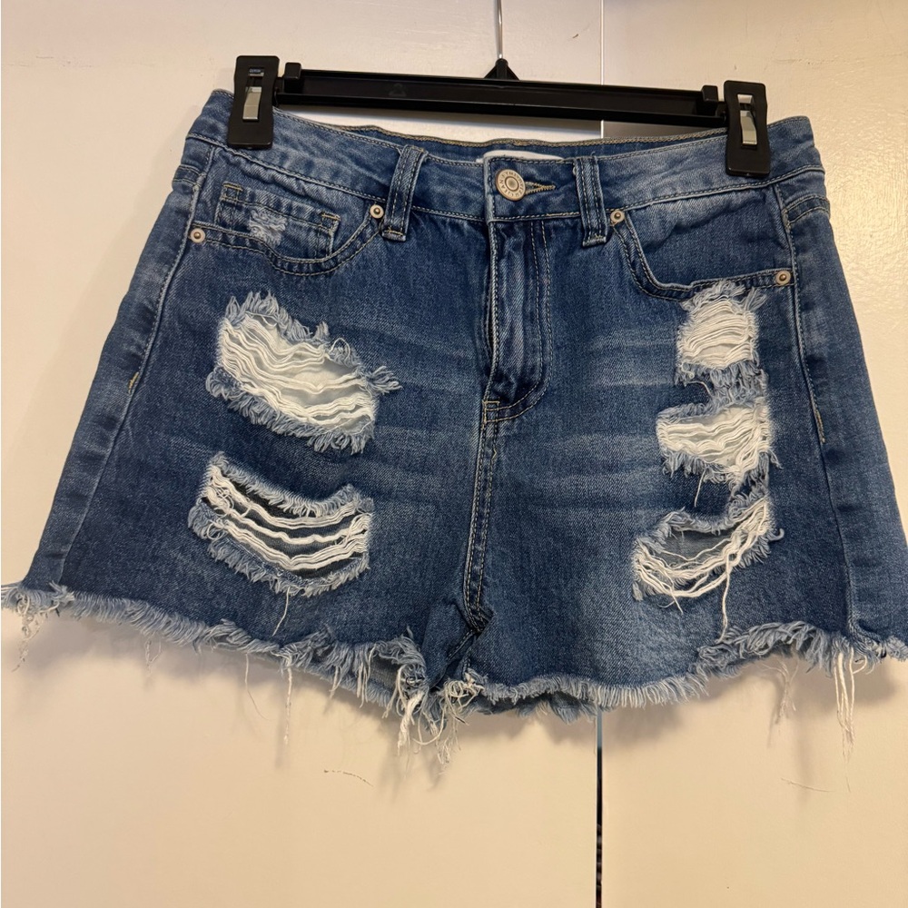 YMI High Rise, Dream Fit denim shorts, size 7/28